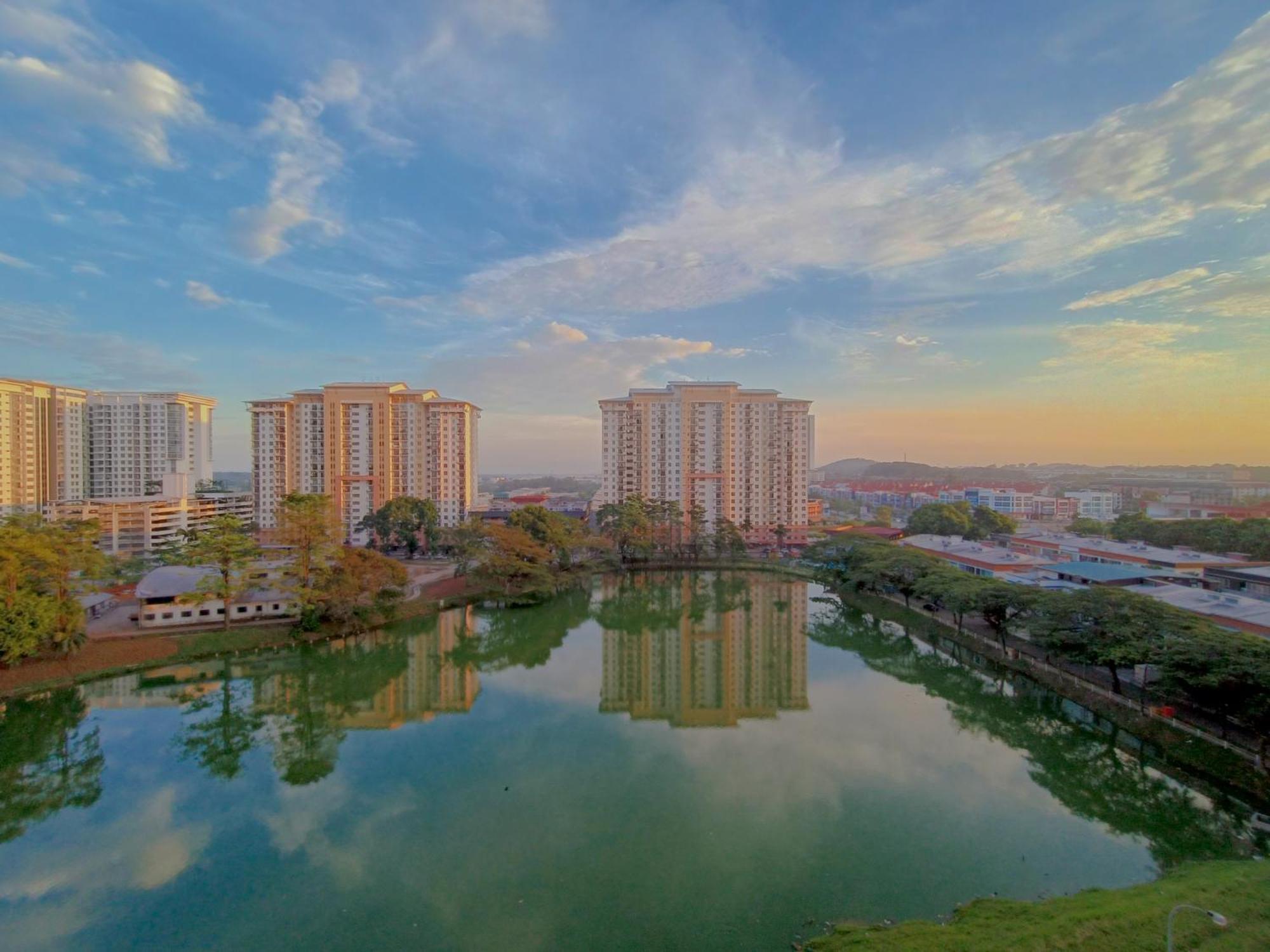 -Lake View- Mount Austin Ikea Toppen 5 Mins - B113 Johor Bahru Exteriör bild